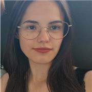 Soy profesora de apoyo alegre, simpático y empatica para niños que cursan primaria ya que me relaciono muy bien con ellos.